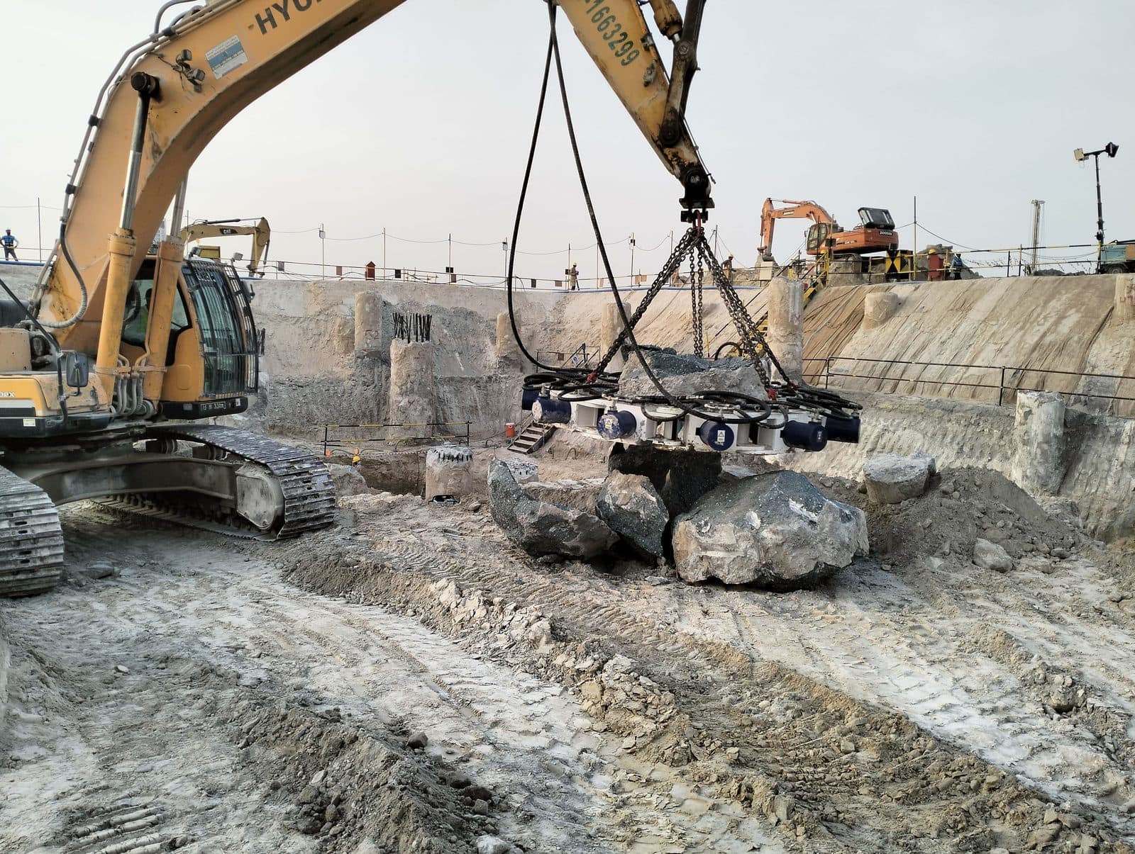 مطرقة هزازة Dawson EMV450 على الحفار